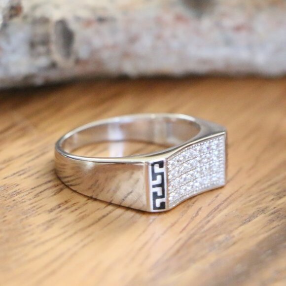 Sterling Silver Men's Ring With White Cubic Zircon - Picture 10 of 10